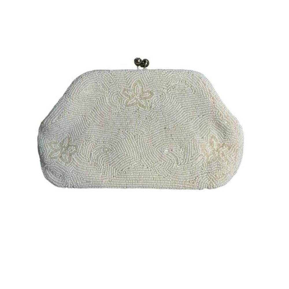 Vintage 1950 white beaded clutch 7.5” x 5”